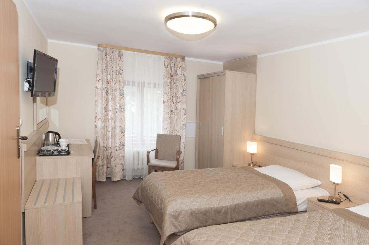 Dom Zdrojowy Aparthotel Jelenia Góra Стая снимка