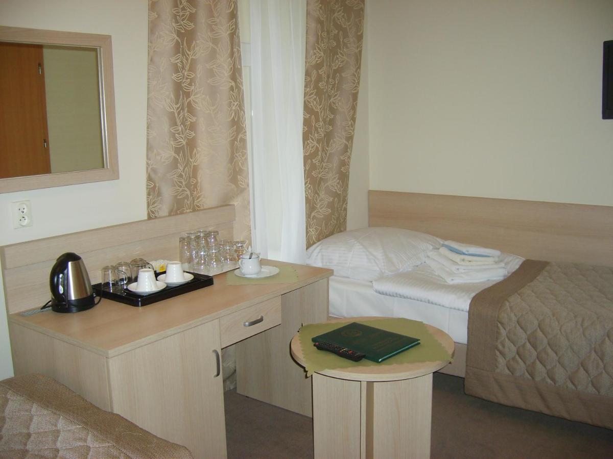 Dom Zdrojowy Aparthotel Jelenia Góra Екстериор снимка